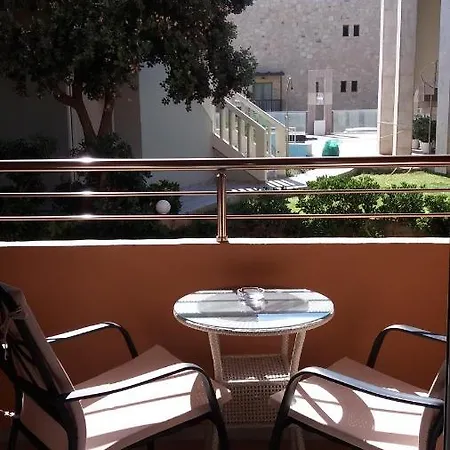 Mary Ξενοδοχείο Platanés