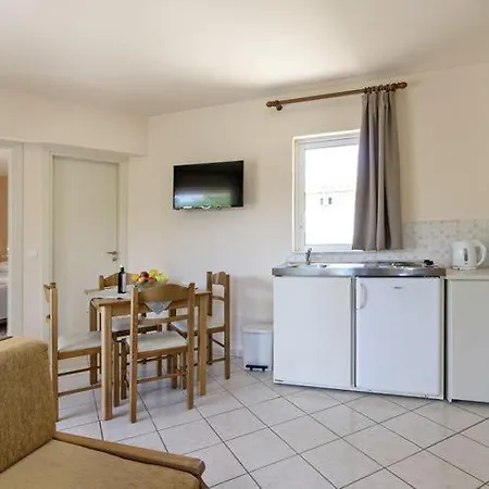 Mary Hotel 3*